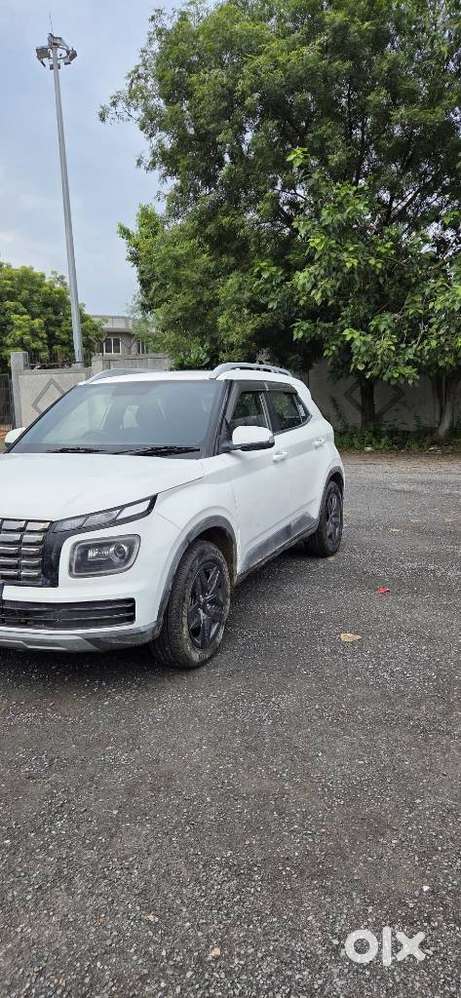 Hyundai Venue Sx Turbo, 2020, Petrol