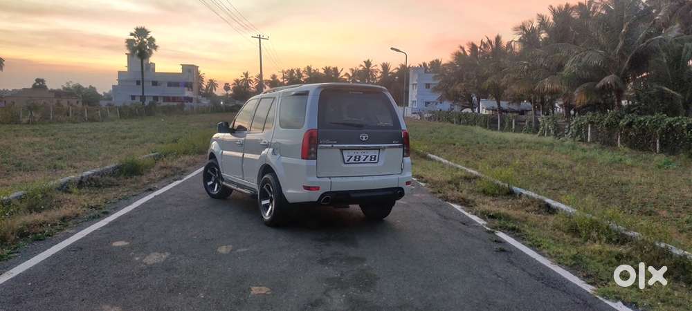 Tata Safari Storme 2014