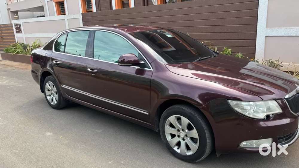 Skoda Superb, 2010, Petrol