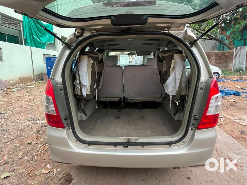 Toyota Innova Diesel 2014
