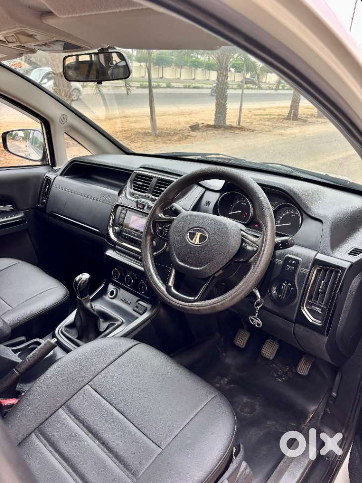 Tata Hexa 2.2 Xta 4x2 7 Str, 2018, Diesel