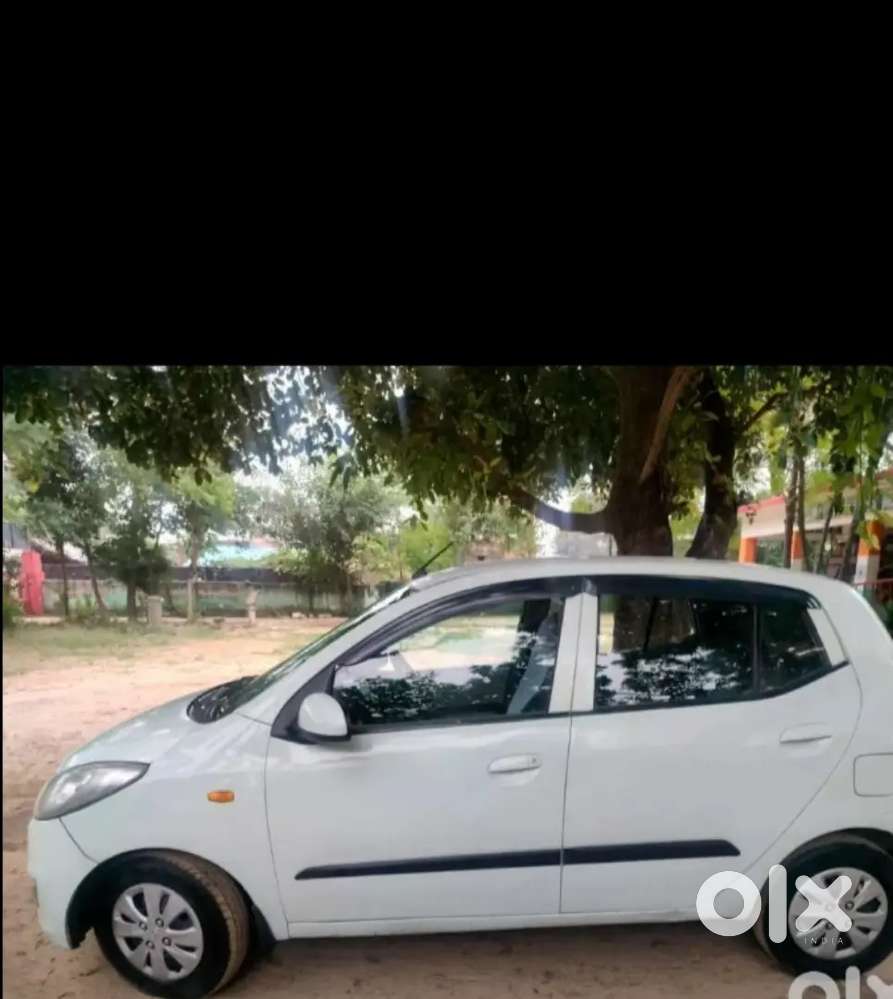 Hyundai I10 2012 Lpg 70000 Km Driven+petrol
