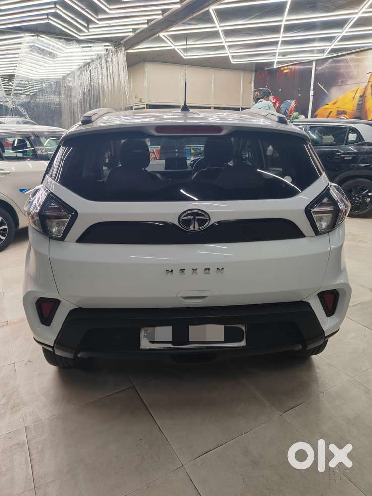 Tata Nexon 1.5 Revotorq Xm (s), 2022, Diesel