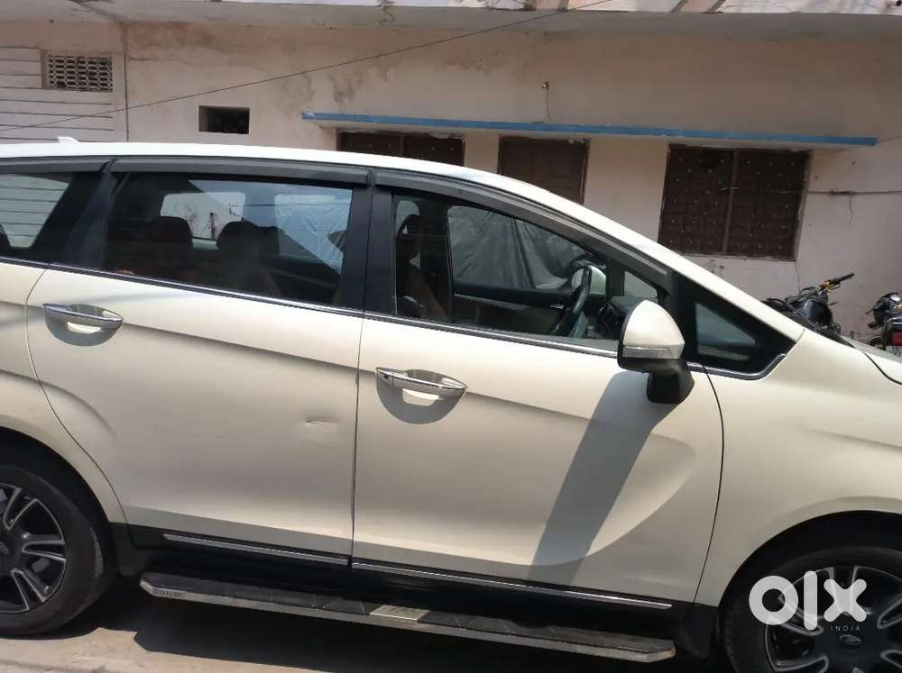 From The Beginning Totally Showroom Track. Well Maintained Car.