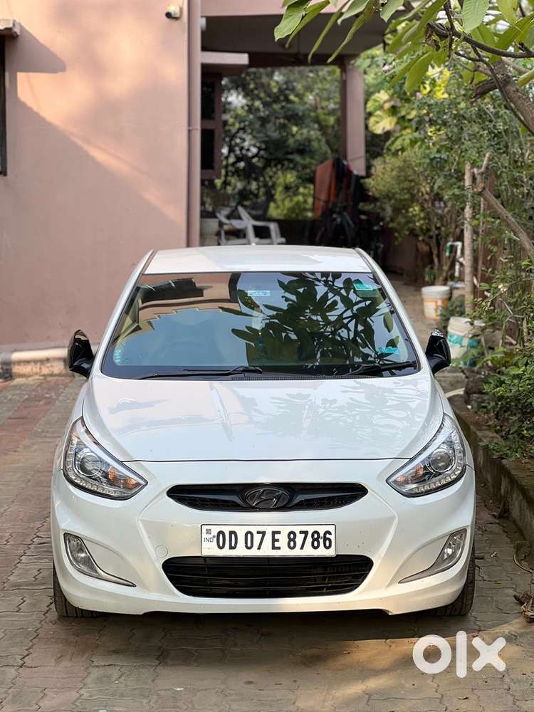 Hyundai Fluidic Verna Diesel Manual 2014