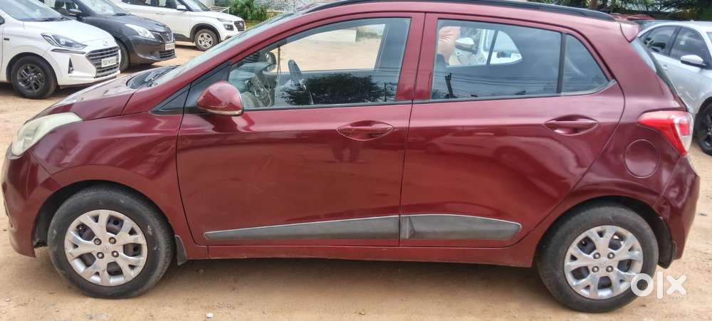 Hyundai Grand I10 Crdi Sportz, 2015, Diesel