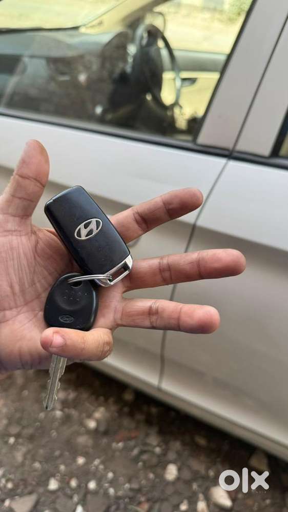 Hyundai Eon 2015 Lpg 40000 Km Driven