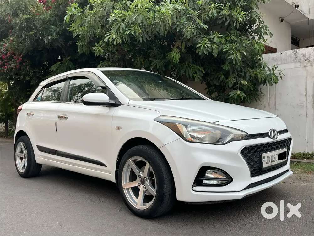 Hyundai I20 Elite 2020 Diesel Well Maintained