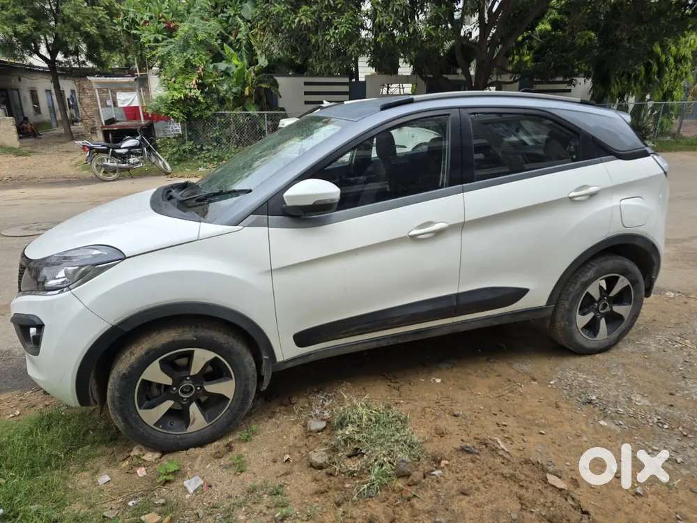 Top Model Tata Nexon 2019 Petrol Amt With Excellent Condition