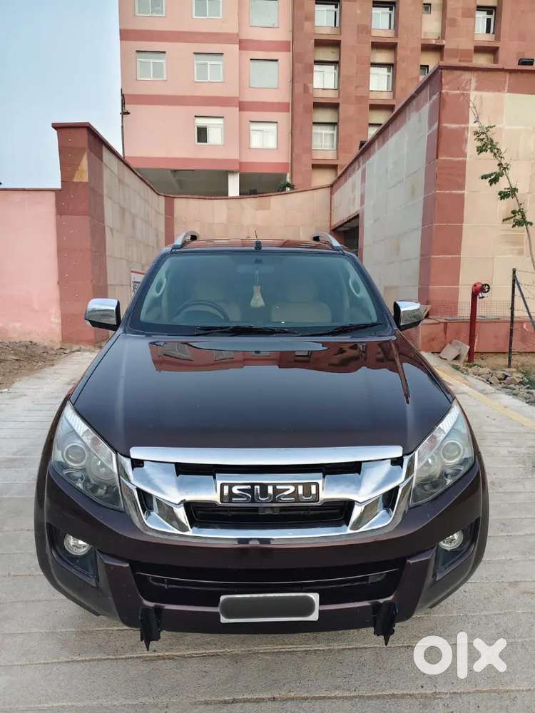 Isuzu V-cross 2019 Diesel Well Maintained