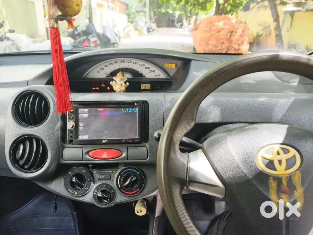 Toyota Etios Liva 2012