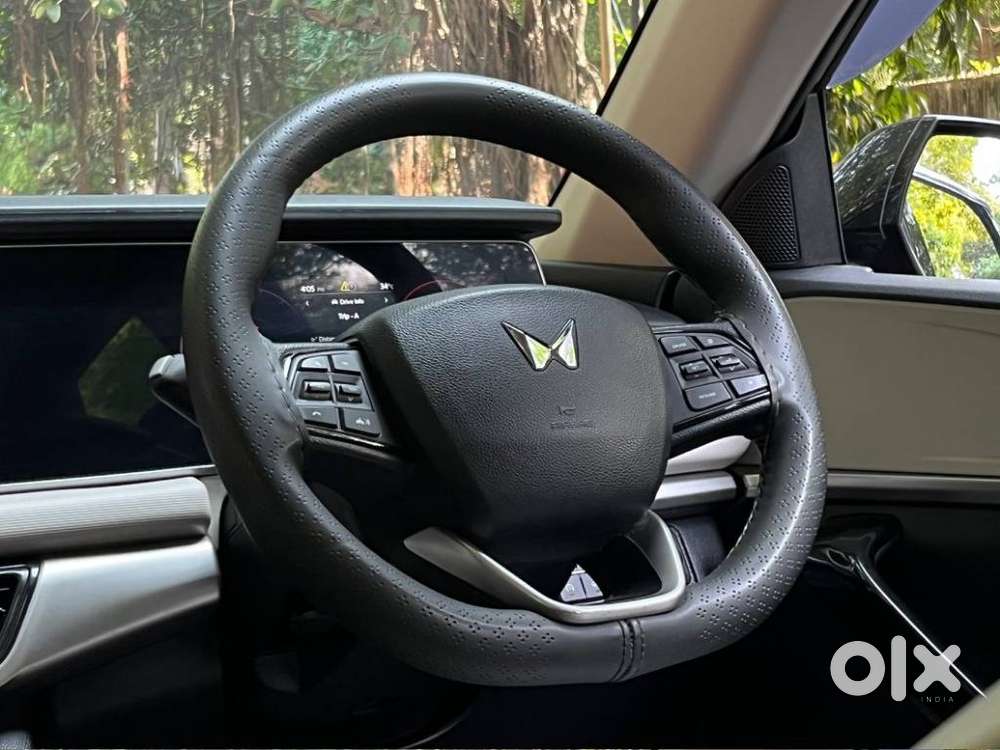 Mahindra Xuv700 2.2 Ax 5 Diesel Mt 7 Str, 2024, Diesel