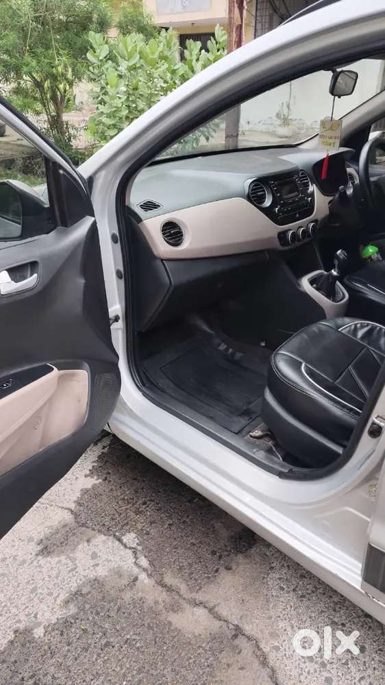 Hyundai Grand I10 2015 Diesel Well Maintained