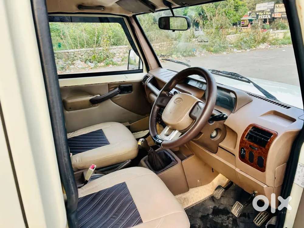 Mahindra Bolero Slx 2013