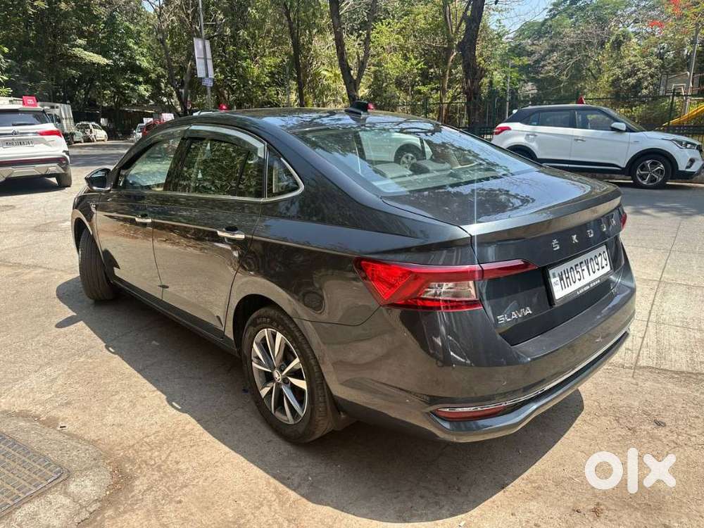 Skoda Slavia 1.0 Tsi Style At, 2025, Petrol