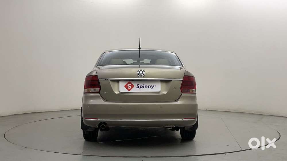 Volkswagen Vento 1.6 Highline, 2016, Petrol