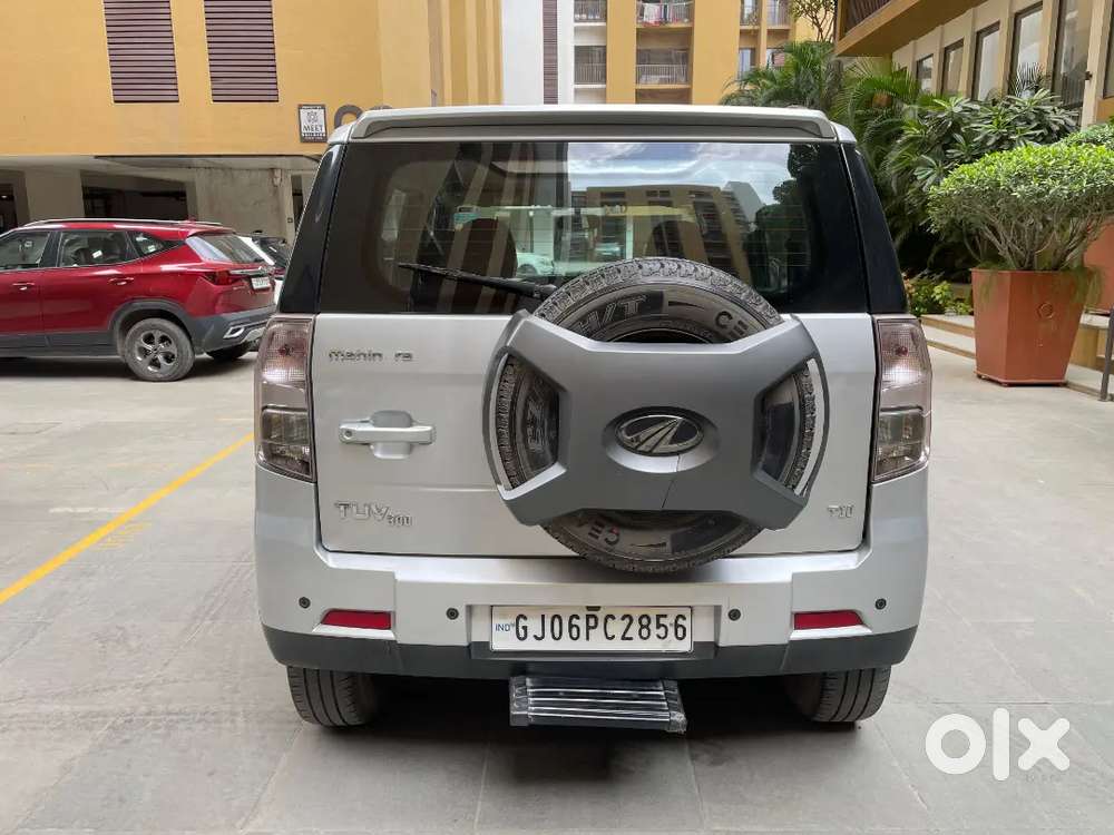 Mahindra Tuv 300 2020