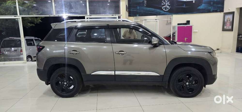 Maruti Suzuki Brezza 1.5 Zxi Smart Hybrid, 2024, Petrol