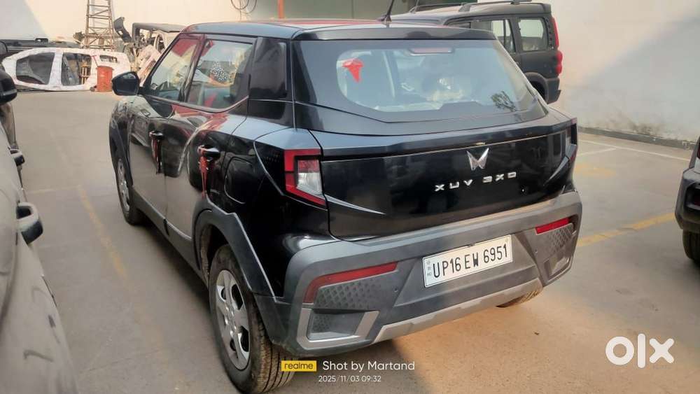 Mahindra Xuv 3xo Petrol 2025