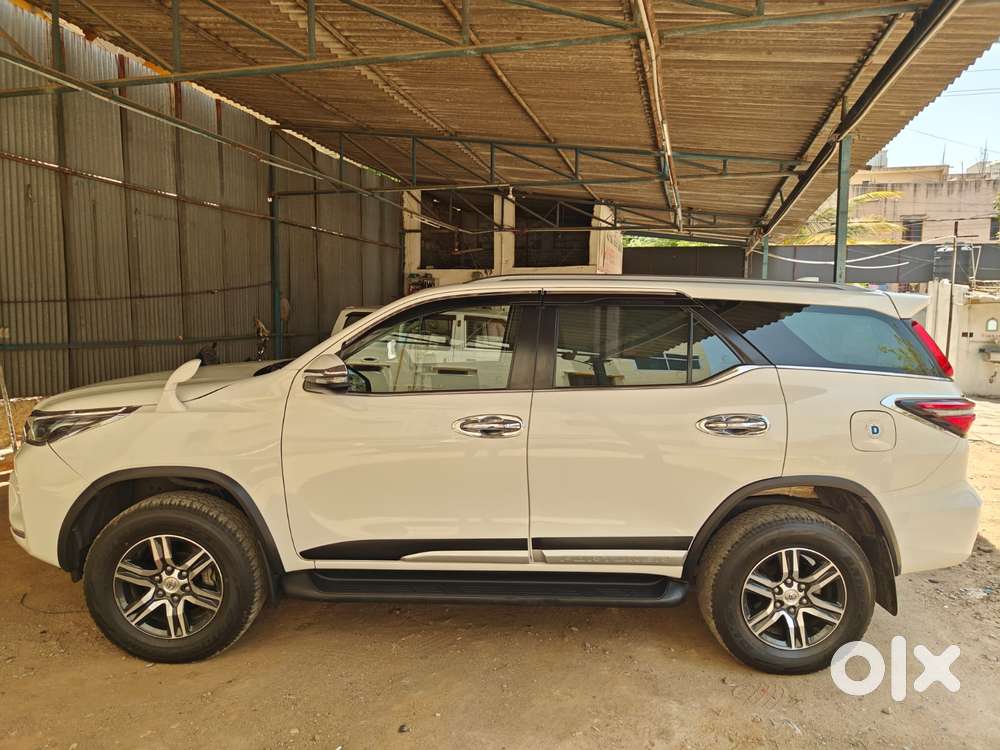 Toyota Fortuner 4x2 Mt 2.8 Diesel, 2024