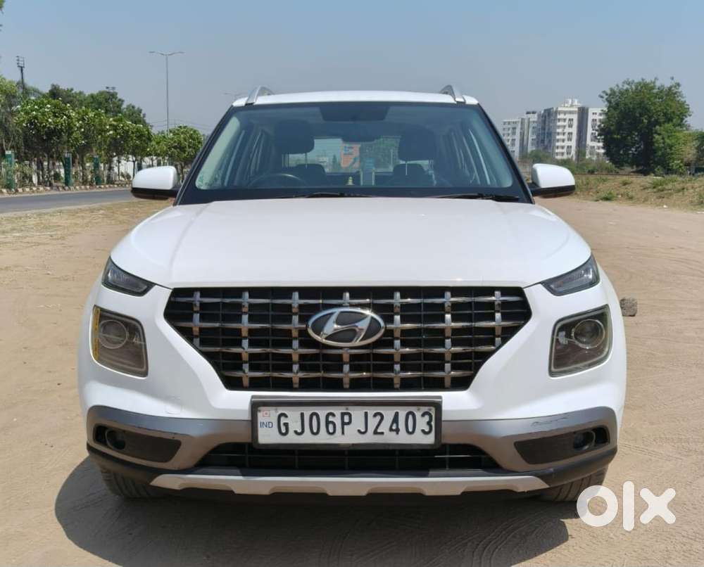 Hyundai Venue Sx Dual Tone, 2022, Diesel