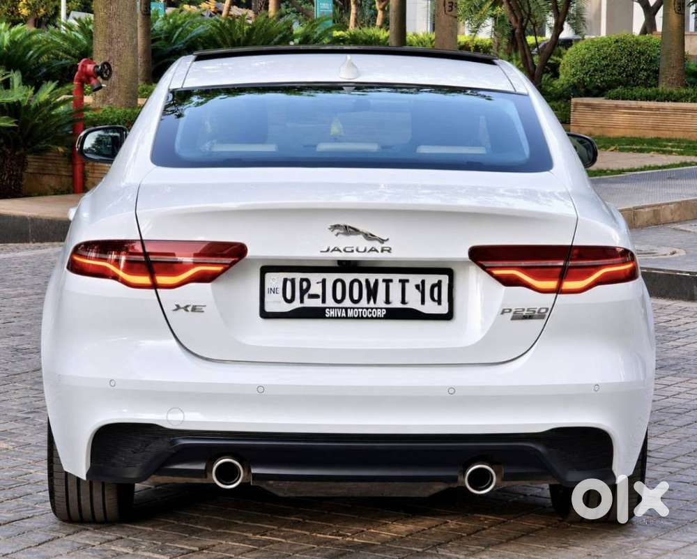 Jaguar Xe Pure, 2021, Petrol