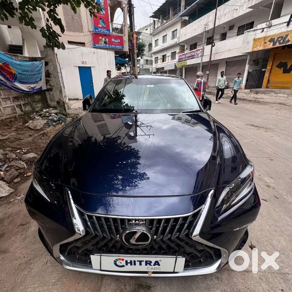 Lexus Es, 2023, Petrol