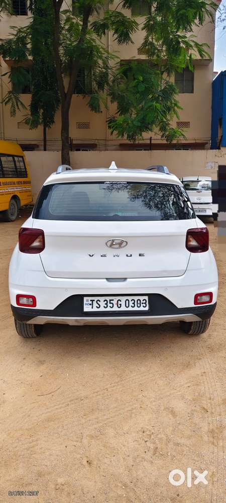 Hyundai Venue S Plus Mt 1.2 Kappa, 2022, Petrol