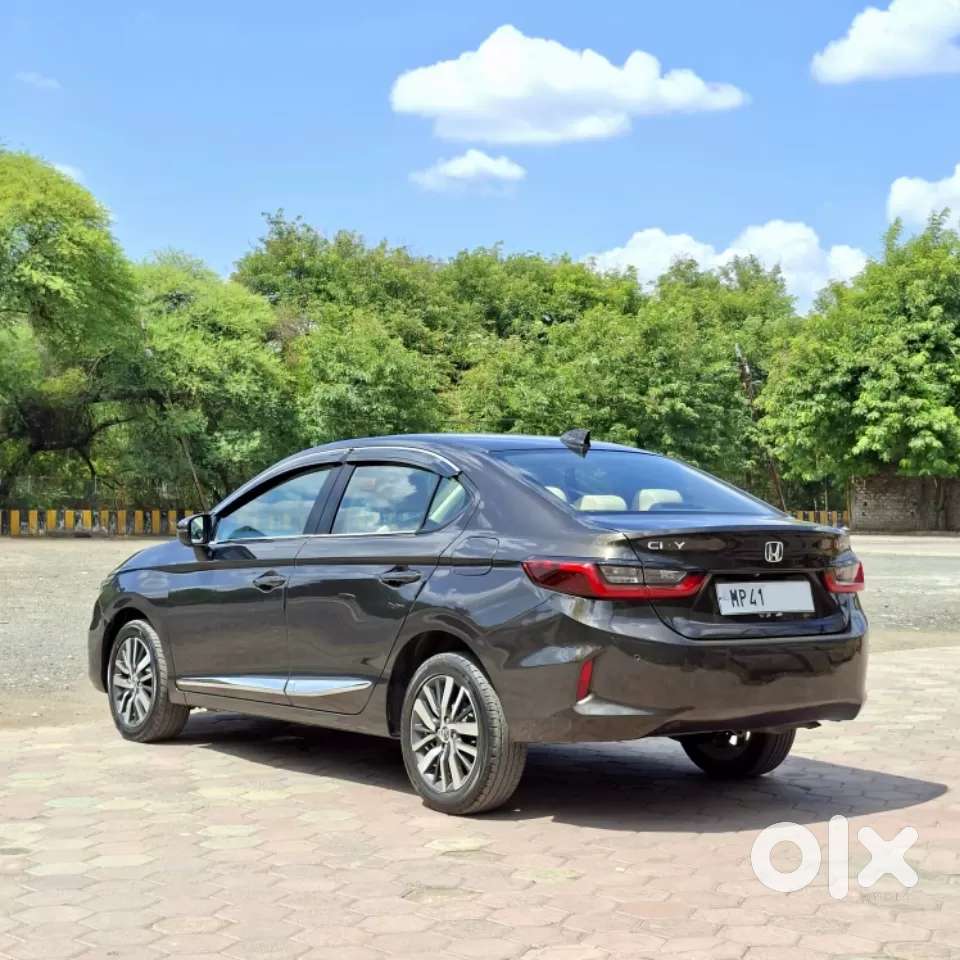 Honda City Zx, 2023, Petrol