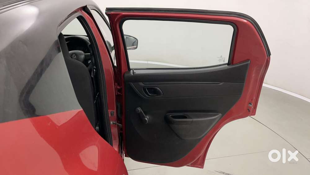 Renault Kwid 2019-ongoing 1.0 Rxt Amt (o), 2018, Petrol