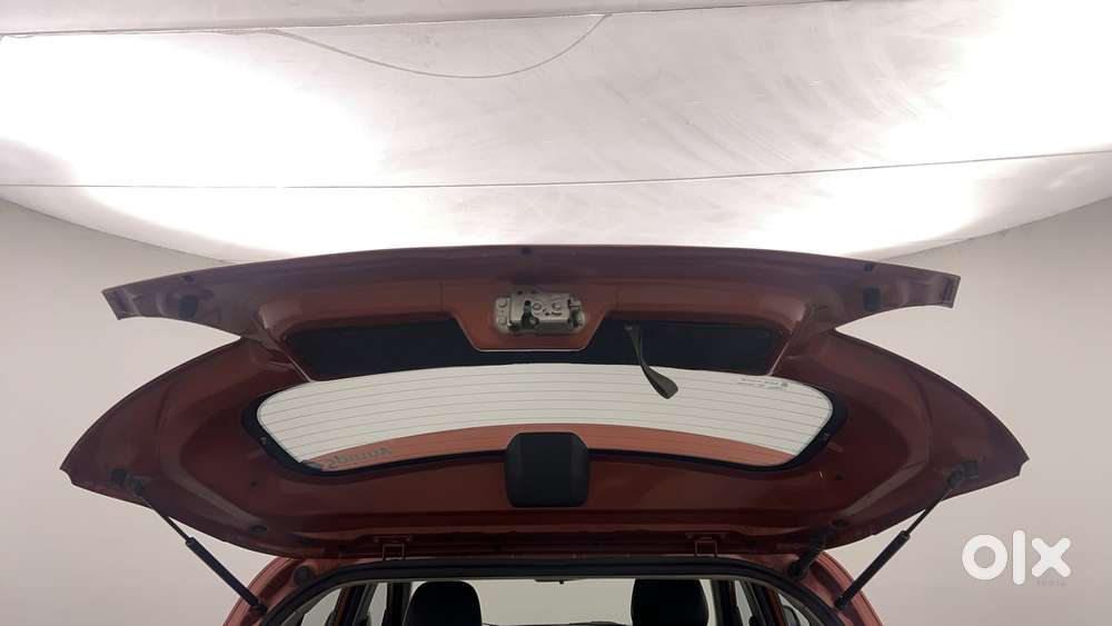 Mahindra Kuv 100 2016-2017 Mfalcon G80 K8 5str, 2016, Petrol