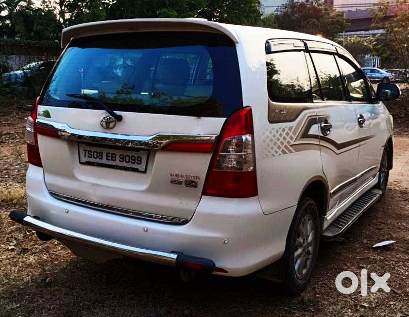 Toyota Innova, 2014