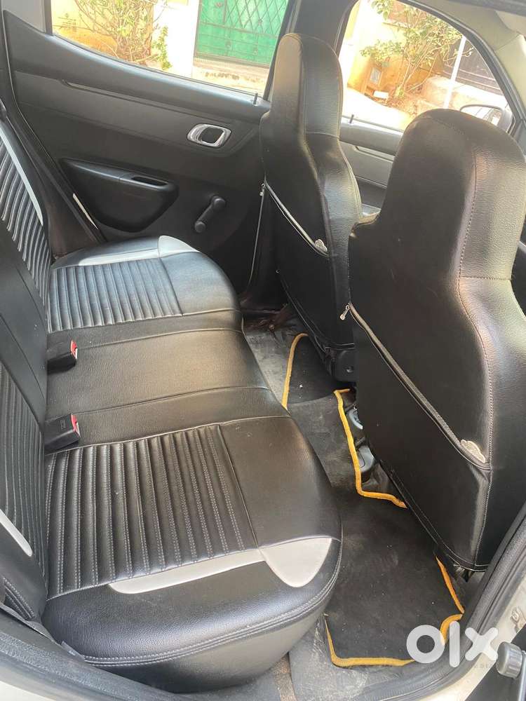 Renault Kwid 1.0 Rxt (o) Easy-r, 2019, Petrol