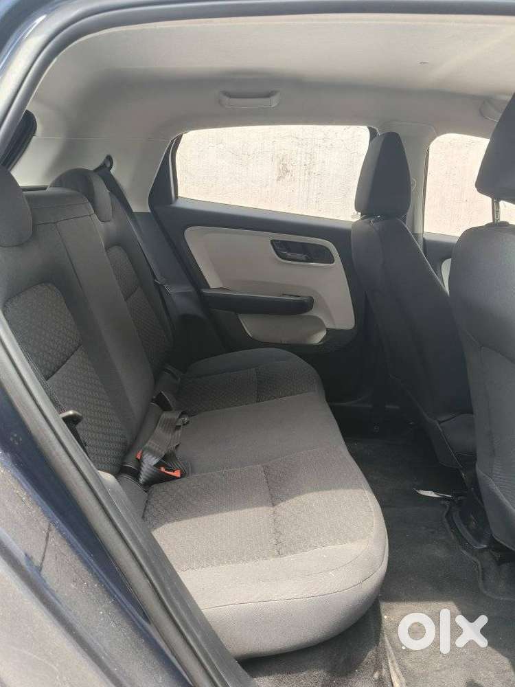 Tata Altroz 1.2 Xta Petrol Dct, 2023, Petrol