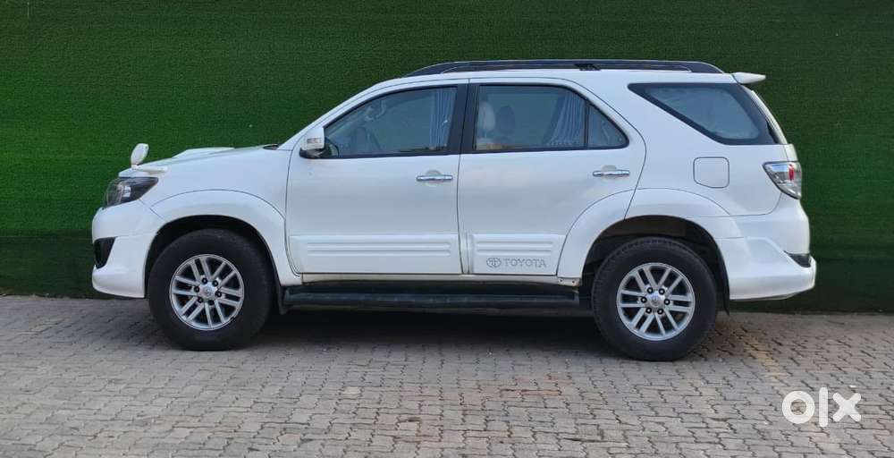 Toyota Fortuner, 2014, Diesel