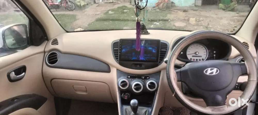 Hyundai I10 2010 Model Car