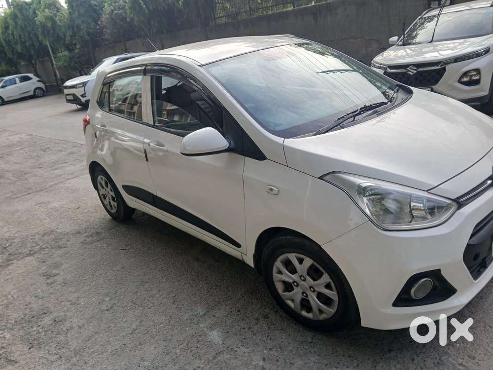 Hyundai Grand I10 Magna O At Petrol, 2016, Petrol