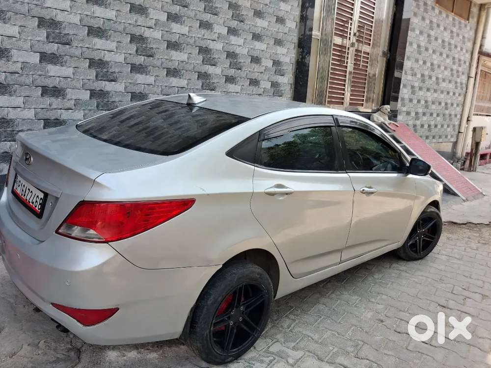 Hyundai Verna 2015 Petrol 72250 Km Driven