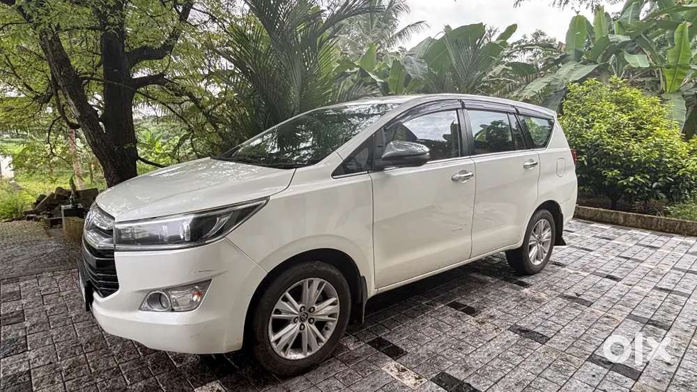 Toyota Innova Crysta 2017 Diesel Automatic With Company History