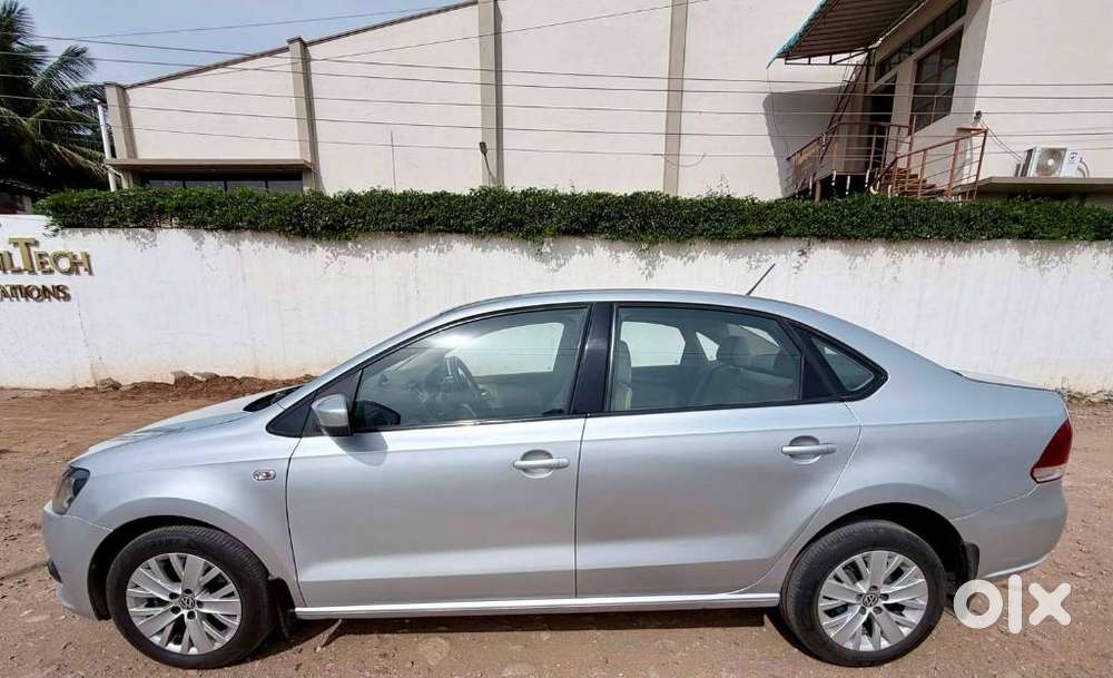 Volkswagen Vento Petrol Highline, 2015, Petrol
