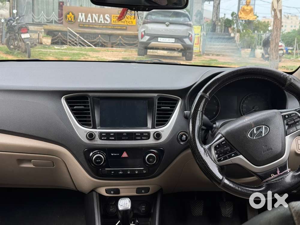 Hyundai Verna Top Model 2017 Petrol Manual