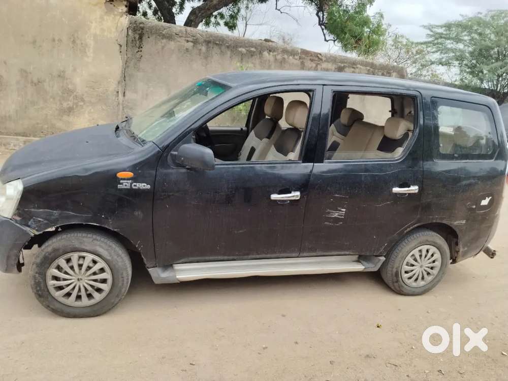 Mahindra Xylo 2.5 D2 Maxx 2011