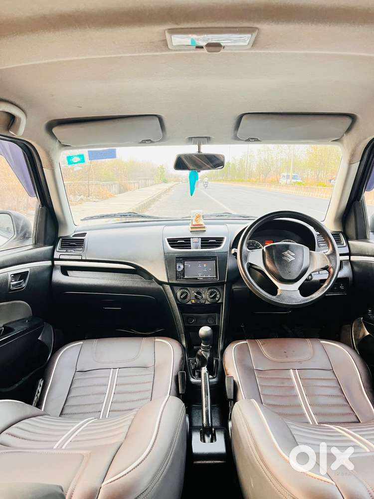 Maruti Suzuki Swift Vxi + Manual, 2012, Petrol