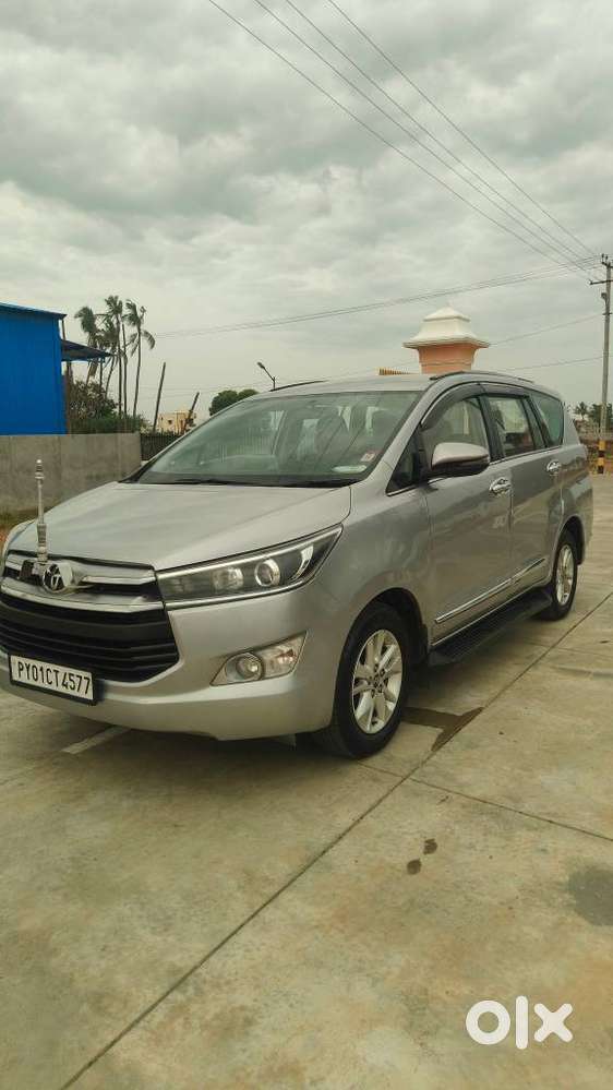 Toyota Innova Crysta 2.4 V 8 Str, 2018