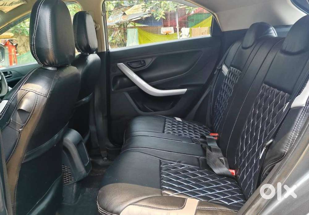 Tata Nexon 1.5 Revotorq Xm (s), 2022, Petrol