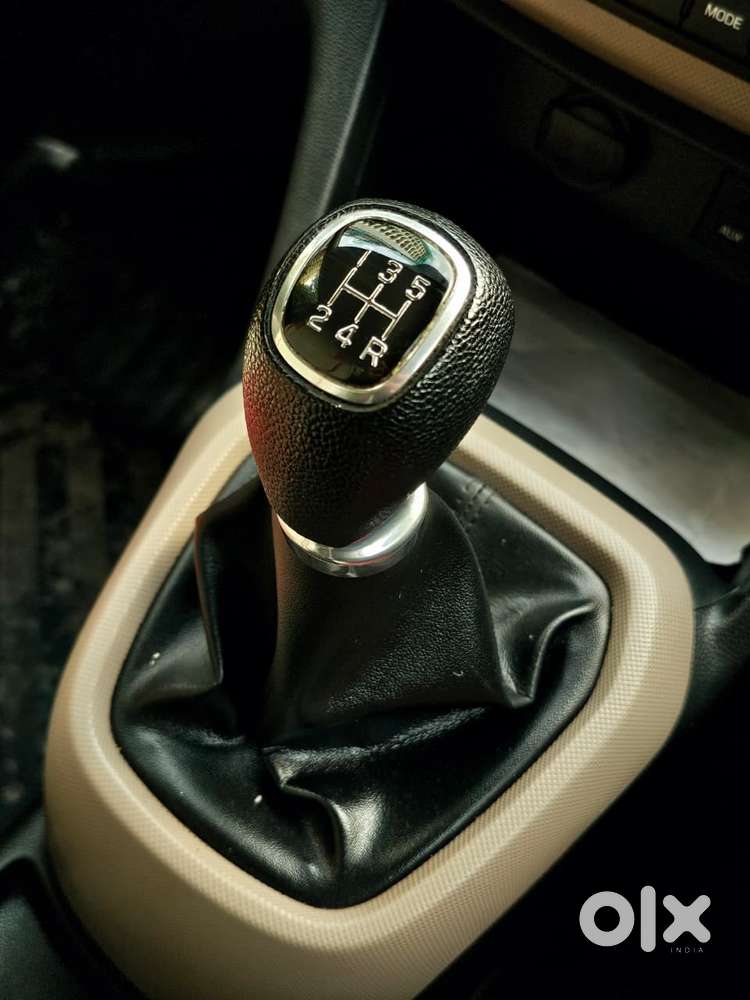 Hyundai Grand I10 Asta Option, 2017, Petrol