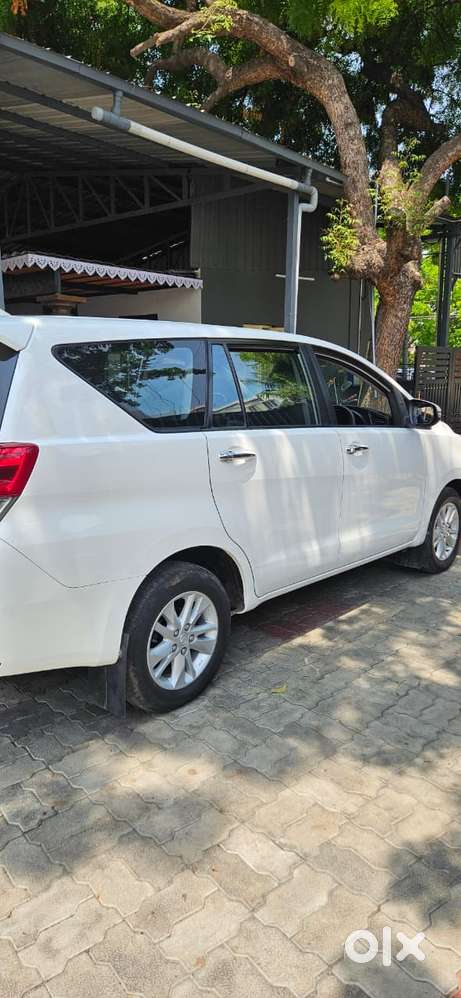 Toyota Innova Crysta 2.4 Gx Limited Edition 8 Str, 2020, Diesel