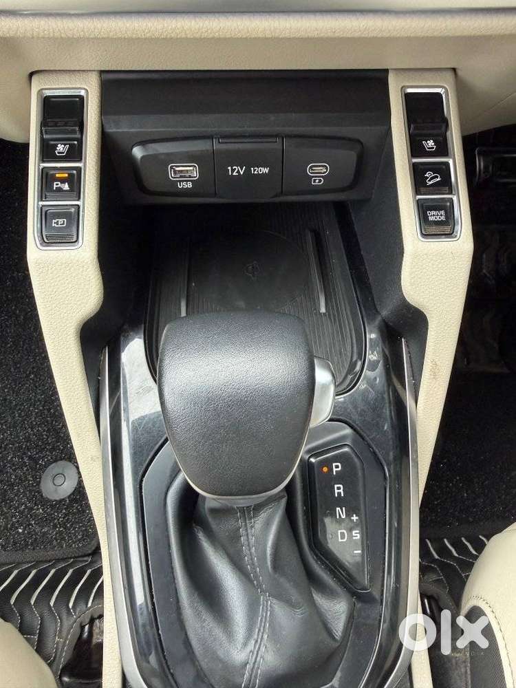 Kia Carens 1.5 Premium Diesel 7 Str Imt, 2022, Diesel