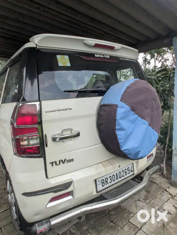 Mahindra Tuv 300 2017 Year