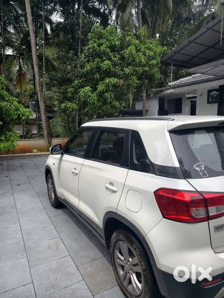 2017 Maruti Suzuki Brezza Zdi Plus